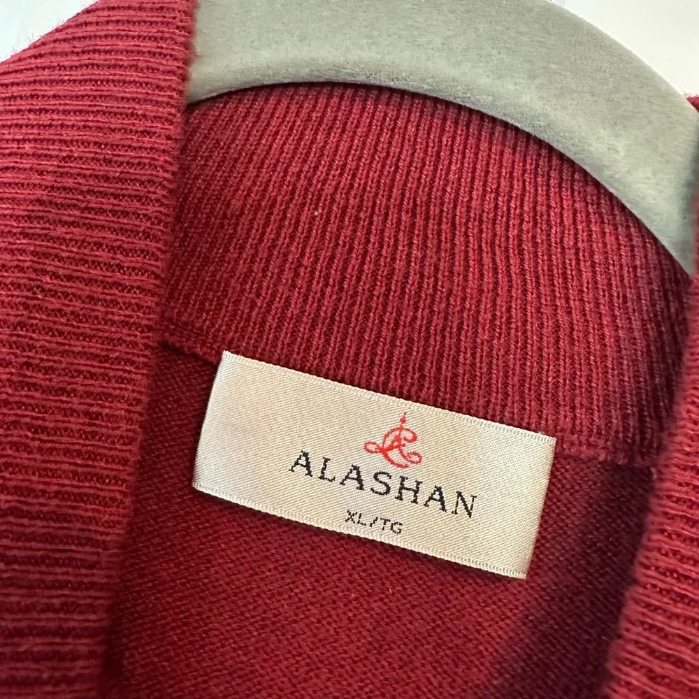 Alashan Men’s Cotton Blend Red Quarter Zip Vest (Size XL)